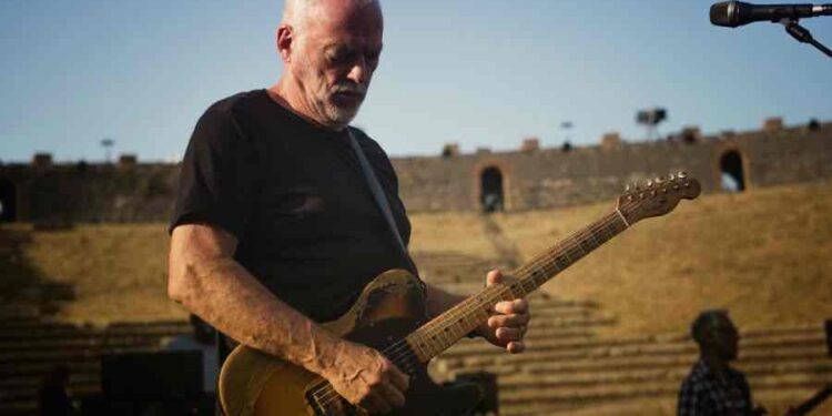 Pink Floyd Singer’s Wife Goes Full Yoko Ono