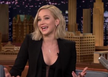 Miley Cyrus Addresses Jennifer Lawrence Affair Rumor