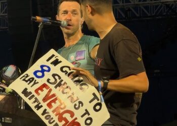 Coldplay Warn Fans About Embarrassing Affair