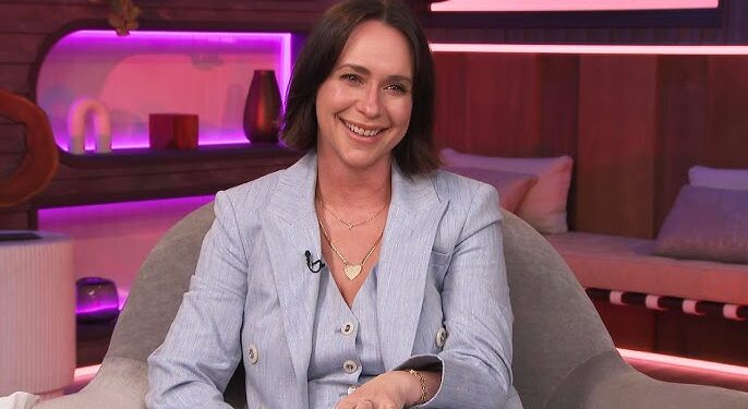 Jennifer Love Hewitt Cries Over Britney Spears