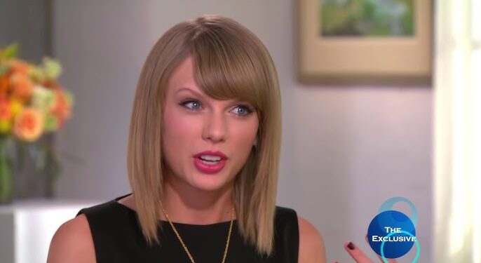 Taylor Swift Helps Dad In Wheelchair