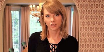 James Comey Makes Bizarre Taylor Swift Confession