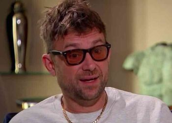 Blur Singer Admits To Getting High Singing