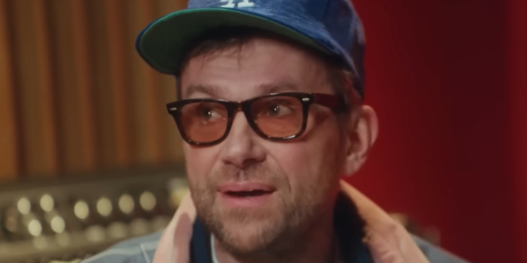 Damon Albarn Uses ‘Replica’ Of Lou Reed’s Voice